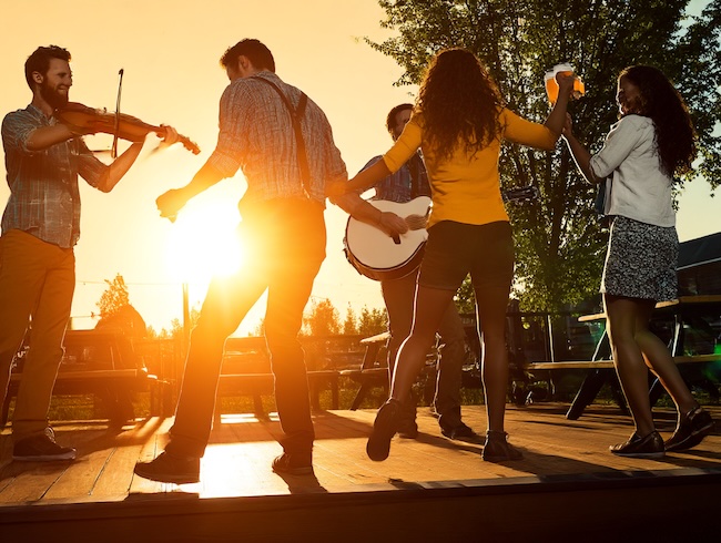 Alabama breweries featuring live music